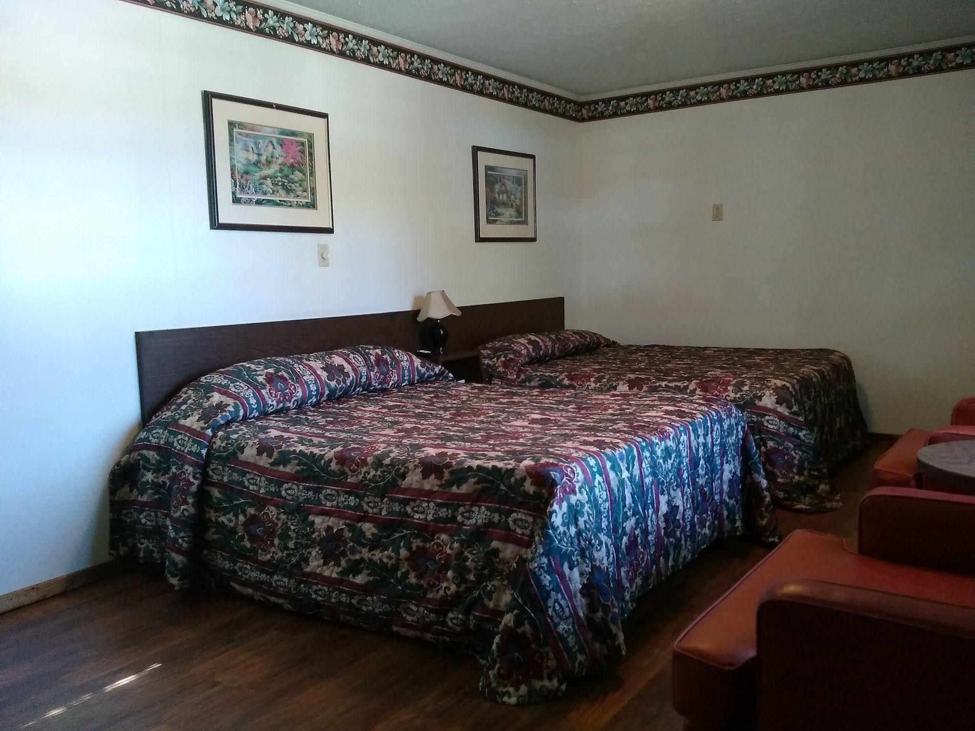 Clarketon Motel - แมกกีวาเลย์ ภายนอก รูปภาพ